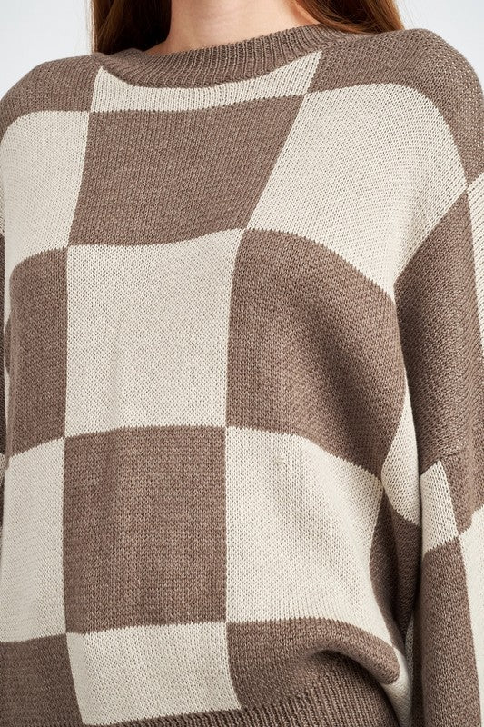 CHECKERED SWEATER WITH BUBBLE SLEEVES - Oh So Boujie