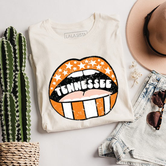 TENNESSEE GRAPHIC TOP - Oh So Boujie